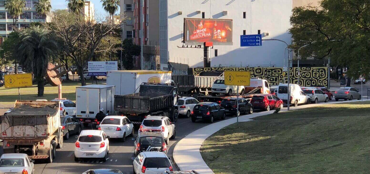 Planejamento Estratégico de Mídia em Painéis de Led